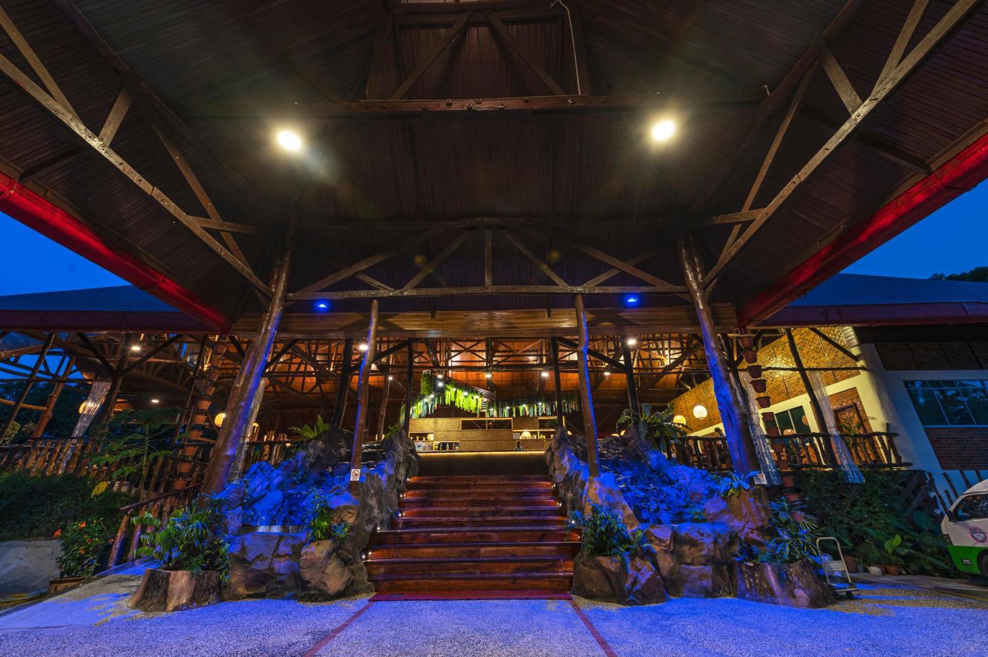 Borneo Sepilok Rainforest Resort Extérieur photo